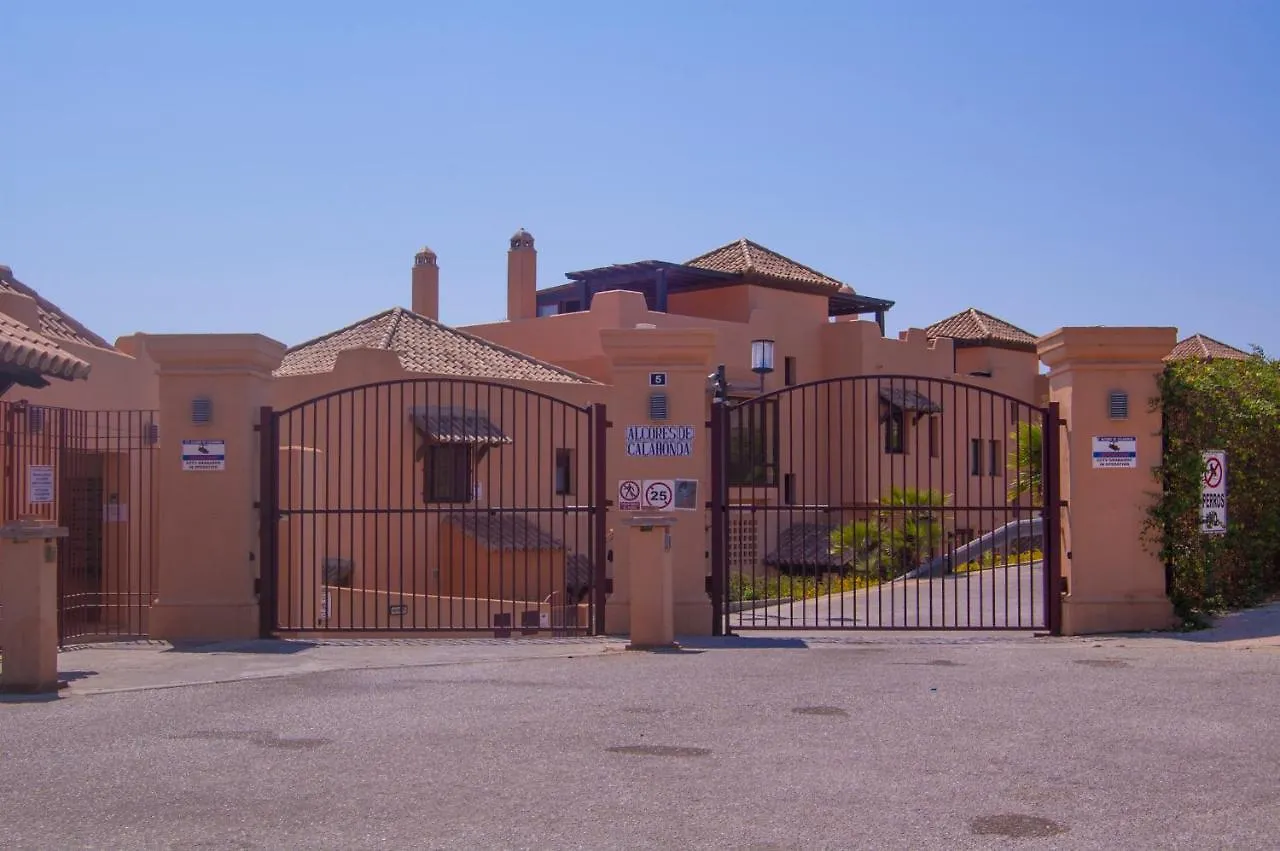 Stunning 4 Bed Duplex In Calahonda With Sea Views Apartment Marbella 0*,  Spain