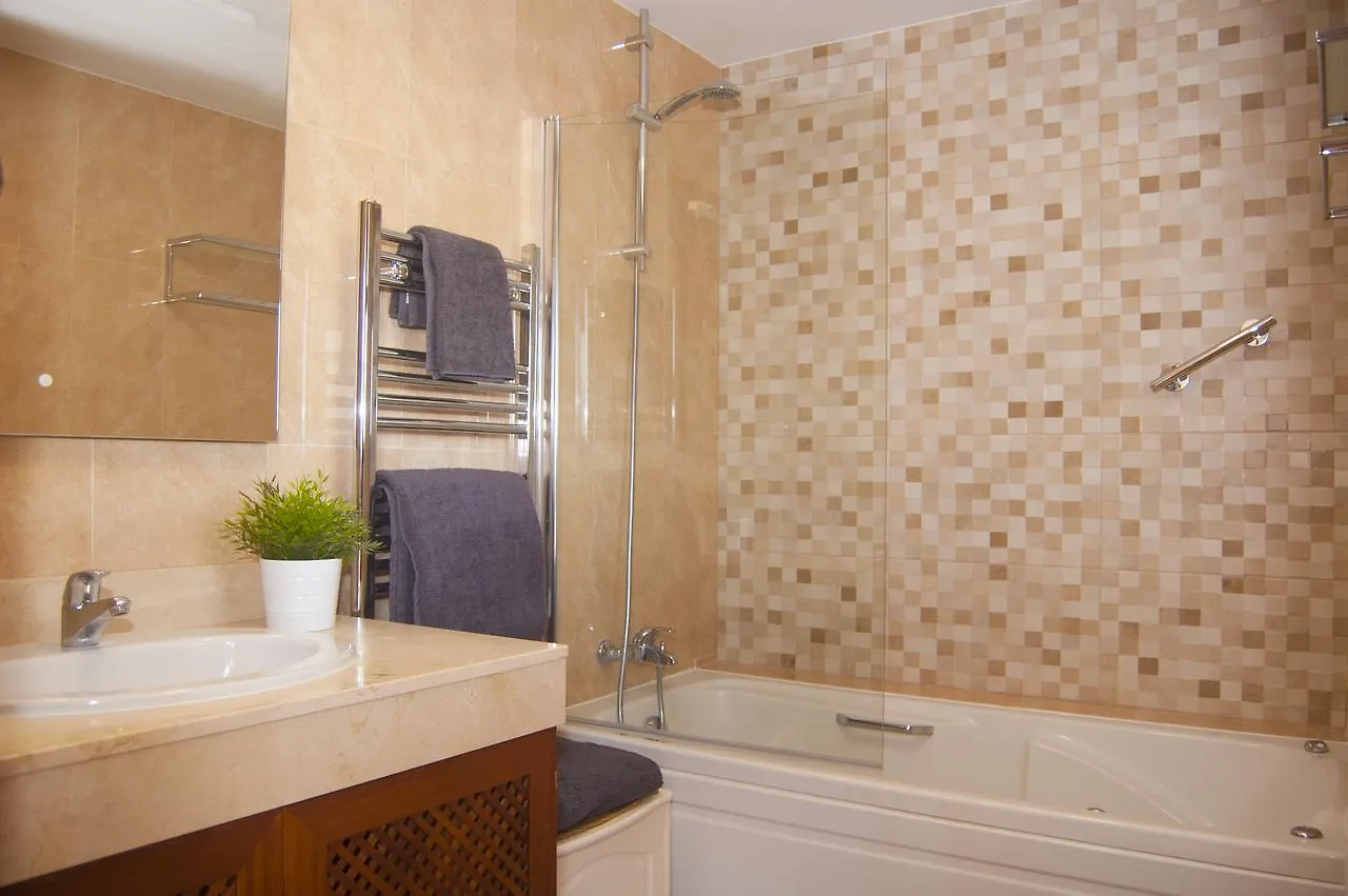 Stunning 4 Bed Duplex In Calahonda With Sea Views Apartment Marbella 0*,